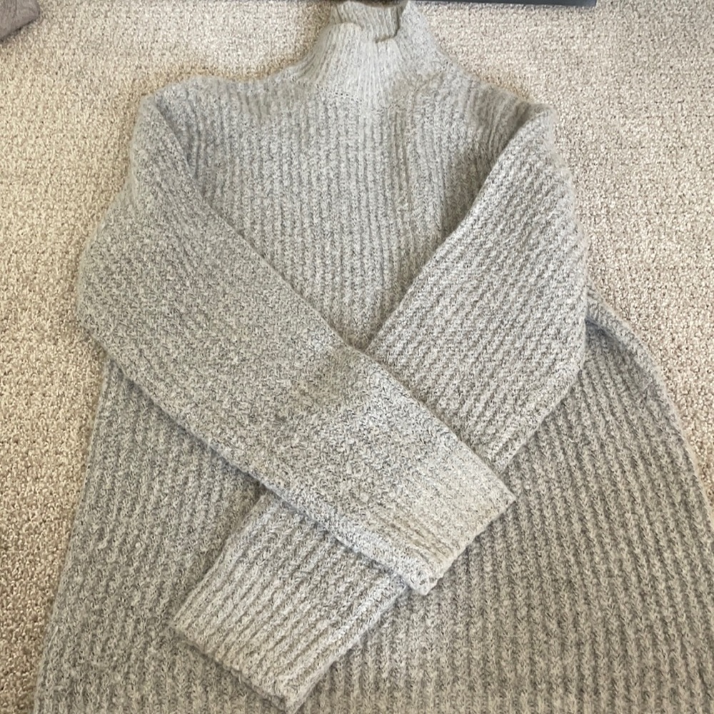 Grey turtleneck